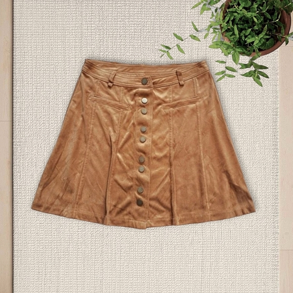 SUPER Soft Y2K buttery Faux Suede Camel Skater Skirt- XS - Picture 6 of 16